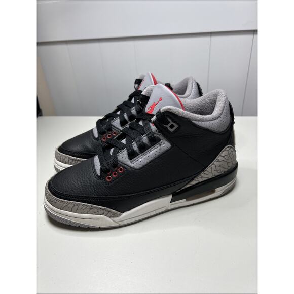 Size 4.5Y (GS) - Air Jordan 3 Retro OG 2024 Black Cement - Picture 1 of 8